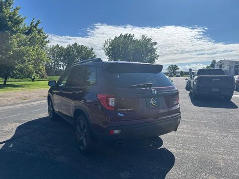 Used 2021 Honda Passport Touring image 3