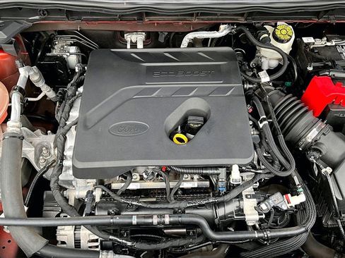 Used 2020 Ford Escape SE image 32