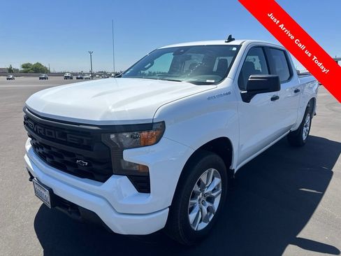 Used 2024 Chevrolet Silverado 1500 Custom RWD image 1
