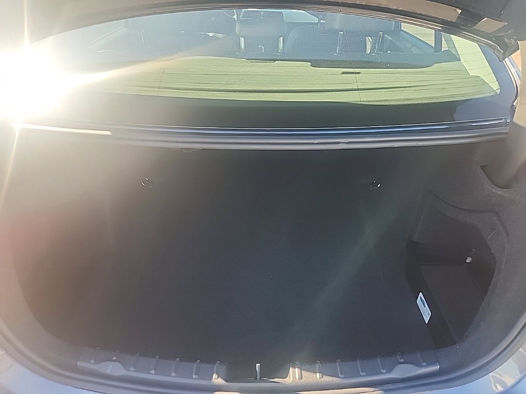 Used 2016 BMW 320i Sedan RWD image 18