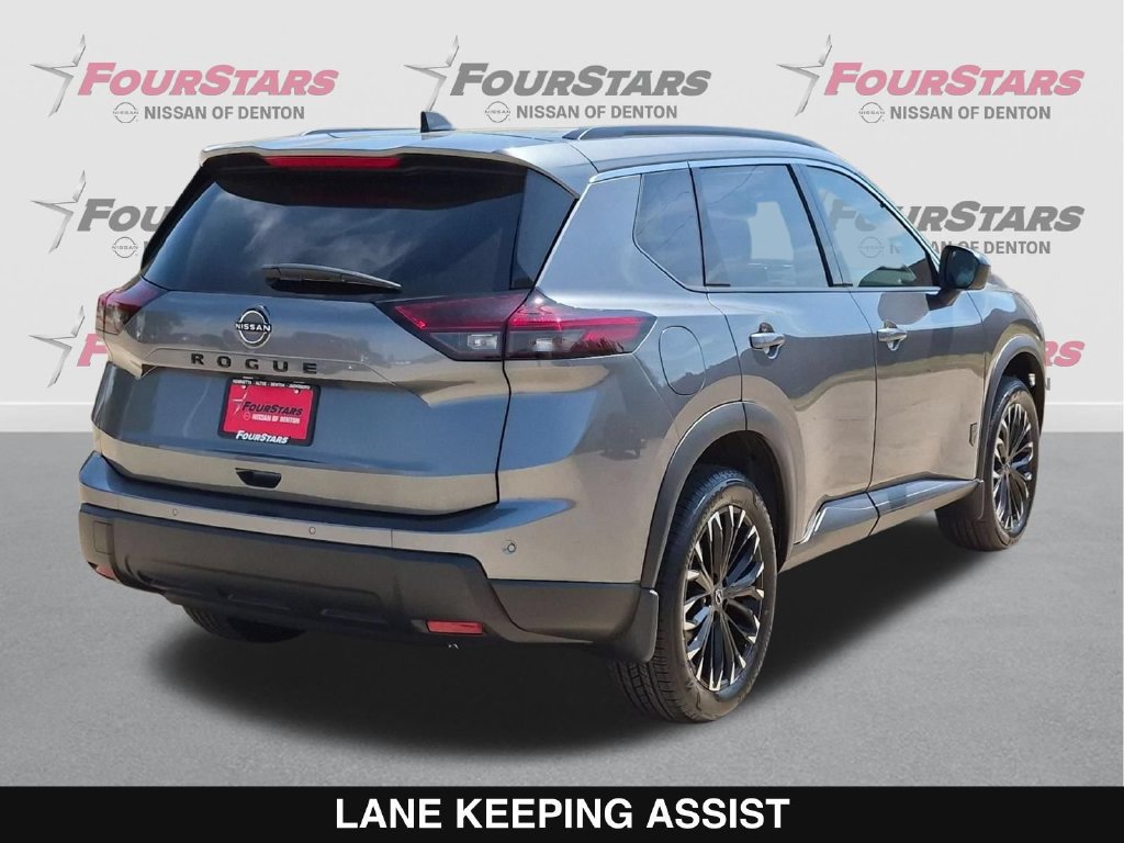 New 2026 Nissan Rogue Dark Armor FWD image 4