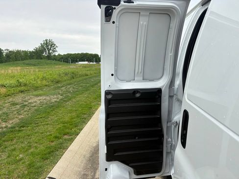 New 2026 Chevrolet Express 3500 w/ Driver Convenience Package RWD image 36