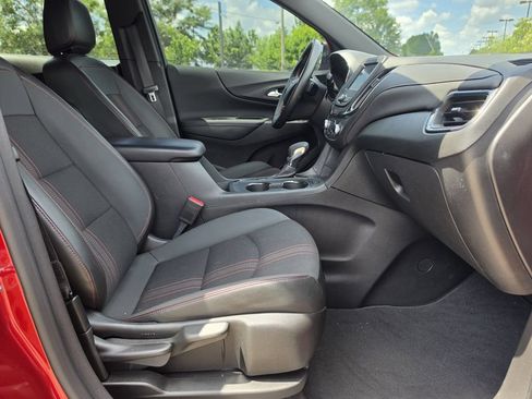 Used 2024 Chevrolet Equinox RS FWD image 27