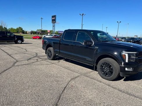 Used 2024 Ford F150 Platinum w/ Equipment Group 702A High AWD/4WD image 2