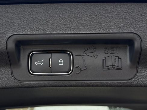New 2026 Ford Explorer Active AWD/4WD image 25