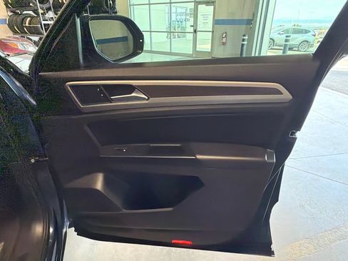 Used 2019 Volkswagen Atlas SE AWD/4WD image 32