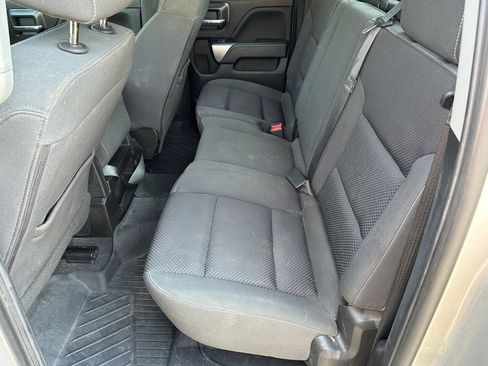 Used 2019 Chevrolet Silverado 1500 LT AWD/4WD image 20