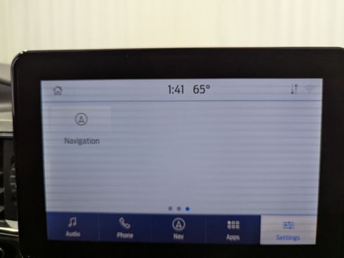 Used 2024 Ford Explorer XLT w/ Equipment Group 202A AWD/4WD image 32