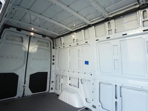 Used 2024 Mercedes-Benz Sprinter 144 Cargo image 9