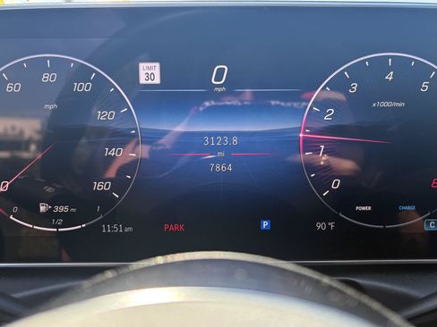 Used 2024 Mercedes-Benz CLE 300 4MATIC Coupe image 13