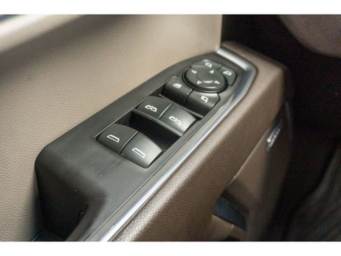 Used 2023 GMC Sierra 1500 SLT w/ SLT Premium Package image 27