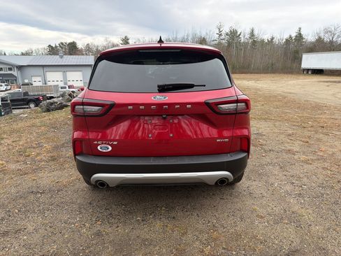 Certified 2025 Ford Escape Active w/ Cold Weather Package image 6