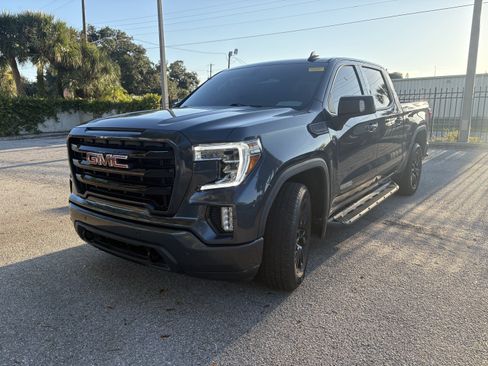 Used 2022 GMC Sierra 1500 Elevation w/ Driver Alert Package I RWD image 3