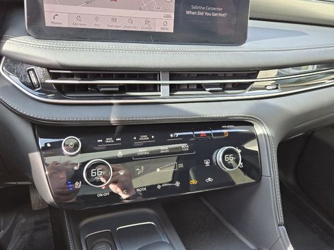 Certified 2025 INFINITI QX60 Luxe w/ Black Edition image 25