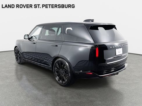 New 2026 Land Rover Range Rover Long Wheelbase SE AWD/4WD image 7