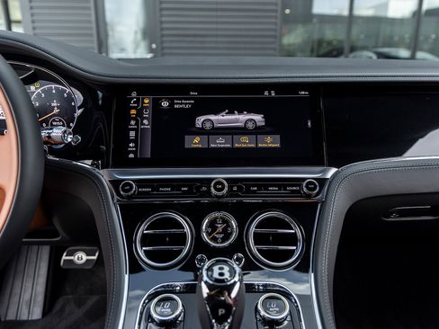 Used 2022 Bentley Continental GT image 26