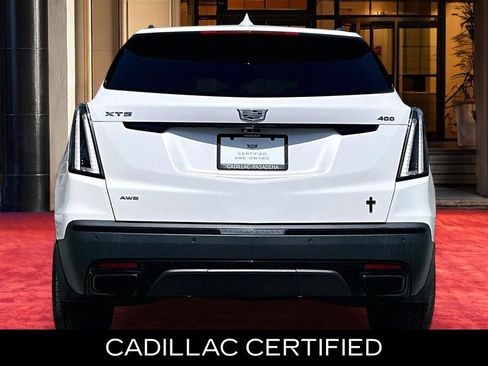 Used 2022 Cadillac XT5 Sportv w/ LPO, ONYX Package AWD/4WD image 5