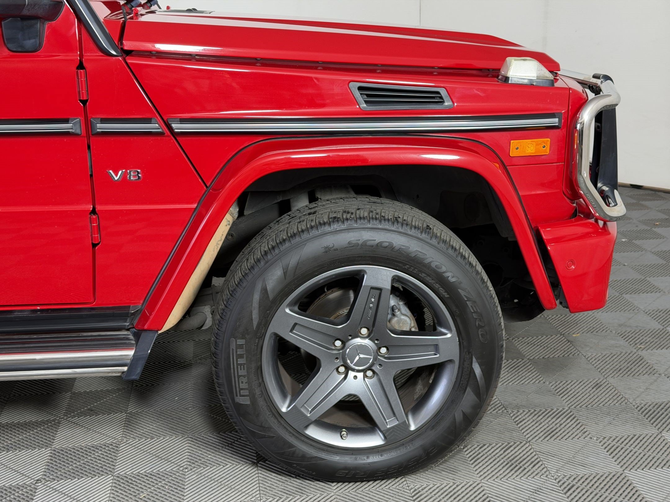 Used 2016 Mercedes-Benz G 550 image 13