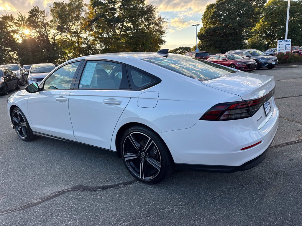 Used 2026 Honda Accord SE image 8