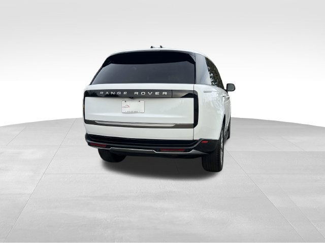 Used 2024 Land Rover Range Rover SE AWD/4WD image 5