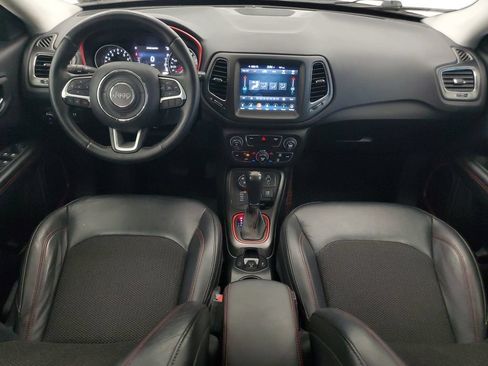 Used 2018 Jeep Compass Trailhawk w/ Navigation Group AWD/4WD image 14