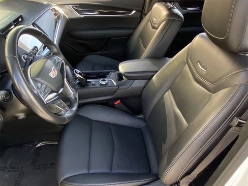 Certified 2021 Cadillac XT5 Premium Luxury image 20