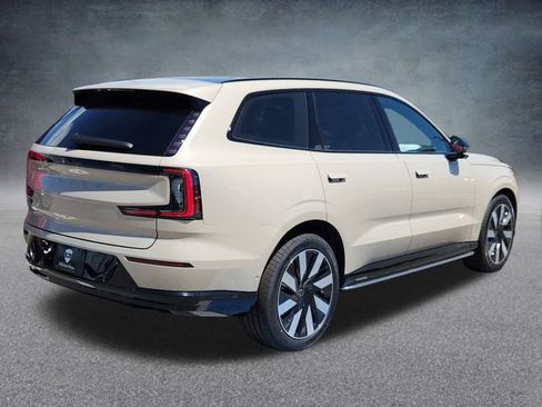 New 2025 Volvo EX90 Ultra image 3