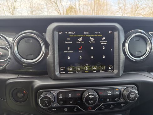 Certified 2023 Jeep Wrangler Unlimited Sahara AWD/4WD image 19