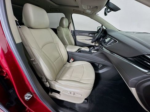 Used 2021 Buick Enclave Essence w/ Sport Touring Edition image 30