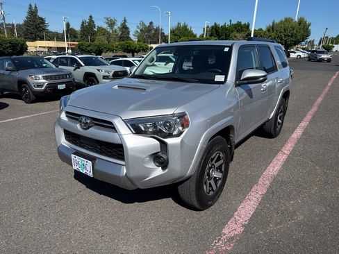 Used 2021 Toyota 4Runner TRD Off-Road Premium w/ Moonroof Package AWD/4WD image 3