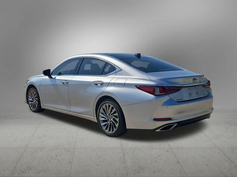Used 2024 Lexus ES 350 w/ Technology Package FWD image 4
