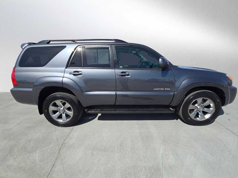Used 2008 Toyota 4Runner Limited AWD/4WD image 2