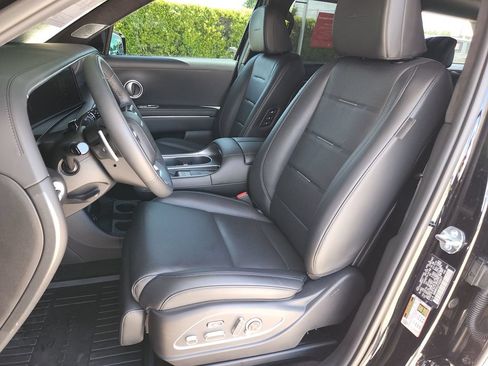 Used 2026 Hyundai Palisade Calligraphy FWD image 13