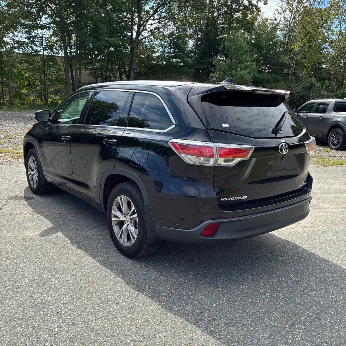 Used 2015 Toyota Highlander XLE AWD/4WD image 5