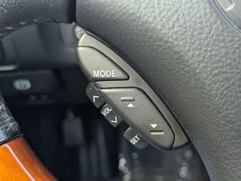 Used 2004 Lexus SC 430 Convertible image 23