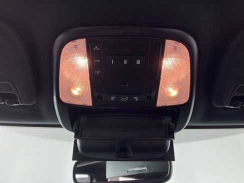 Used 2023 Dodge Durango GT AWD/4WD image 36