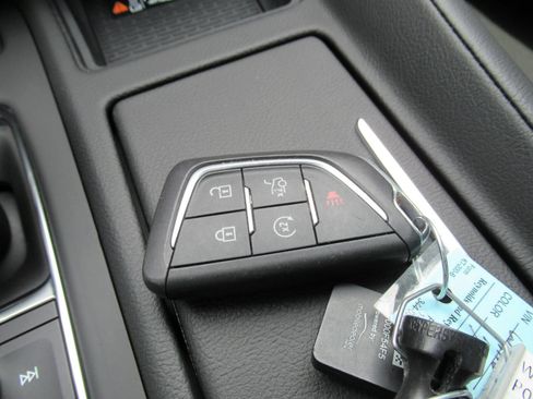 Used 2023 Cadillac CT5 Luxury RWD image 29