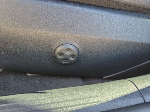 Used 2023 Mercedes-Benz C 300 Sedan w/ Exclusive Trim Package image 14