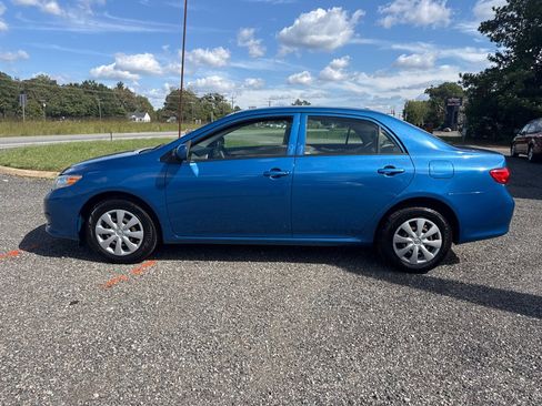 Used 2010 Toyota Corolla LE image 12