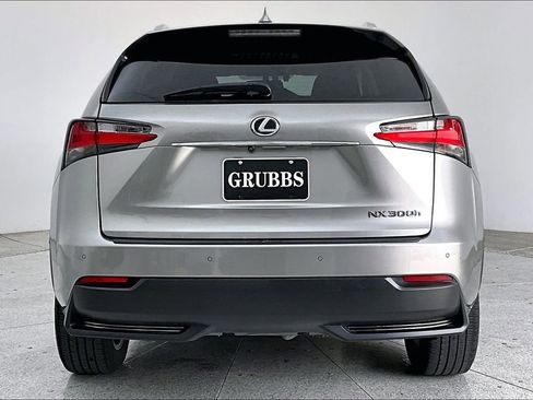 Used 2016 Lexus NX 300h AWD w/ Luxury Package image 7