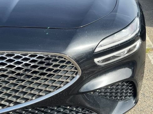 Used 2022 Genesis G70 2.0T image 11