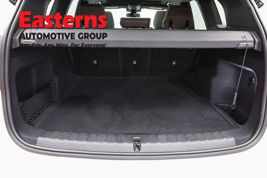 Used 2023 BMW X1 xDrive28i w/ M Sport Package AWD/4WD image 9