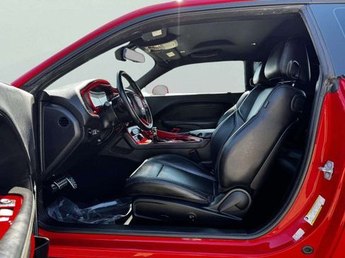 Used 2019 Dodge Challenger SXT w/ Plus Package image 16