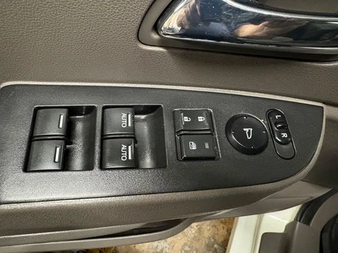Used 2017 Honda Odyssey Touring image 31