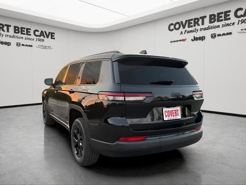 New 2025 Jeep Grand Cherokee L Altitude image 7