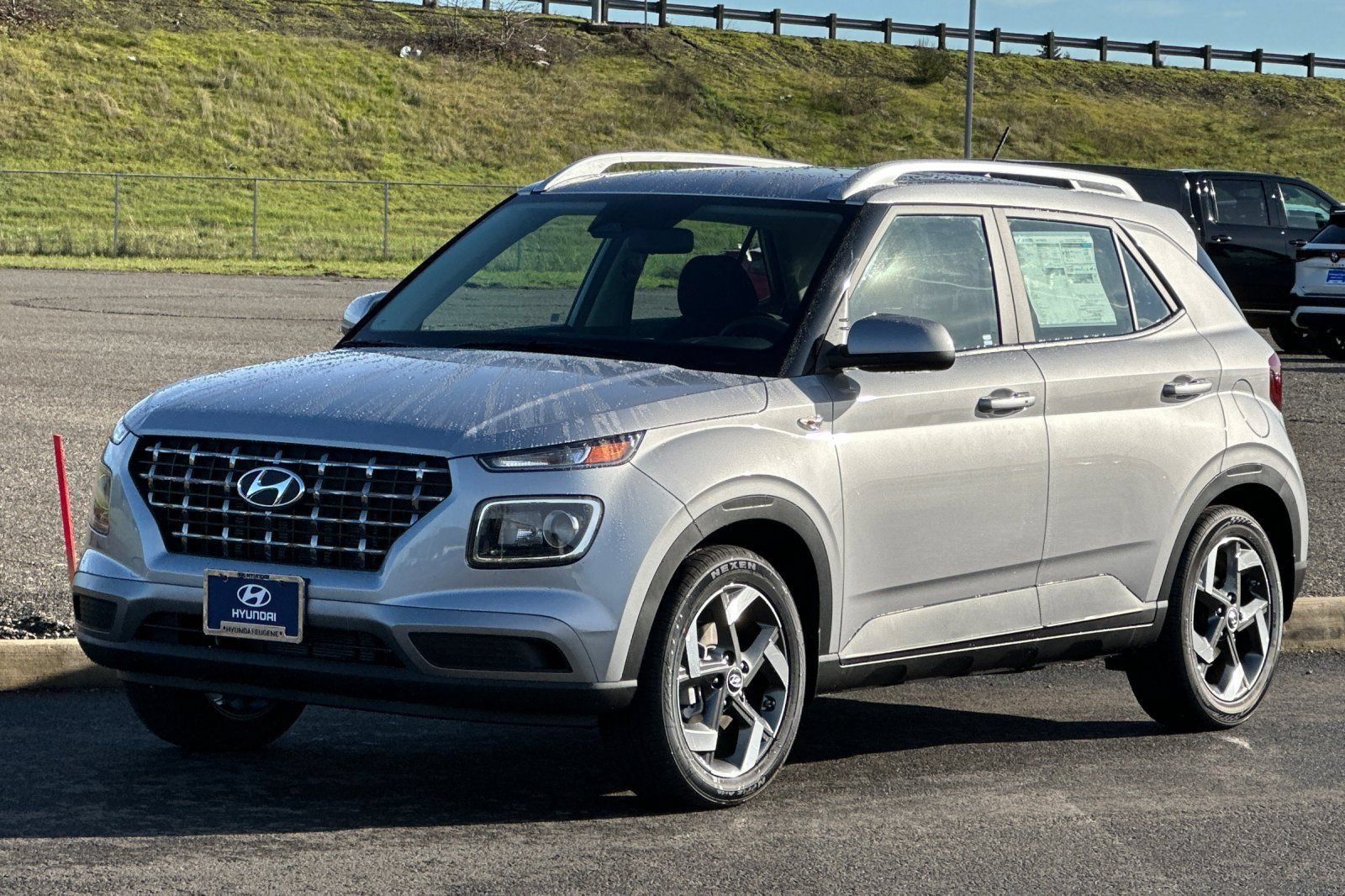 Used 2026 Hyundai Venue SEL FWD image 7