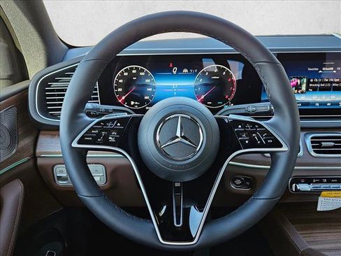 New 2026 Mercedes-Benz GLE 450 4MATIC image 11