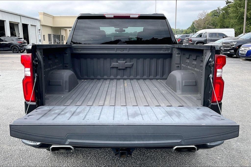 Used 2021 Chevrolet Silverado 1500 RST AWD/4WD image 18