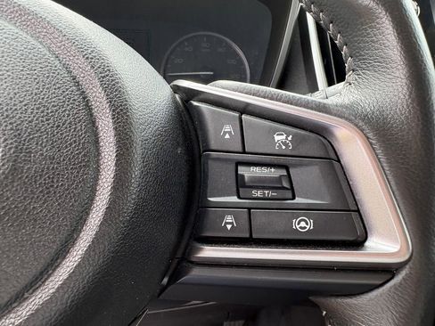 Used 2024 Subaru Ascent Premium w/ Convenience Package AWD/4WD image 16