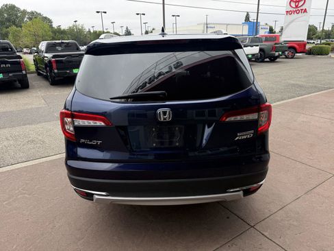 Used 2020 Honda Pilot Touring image 5